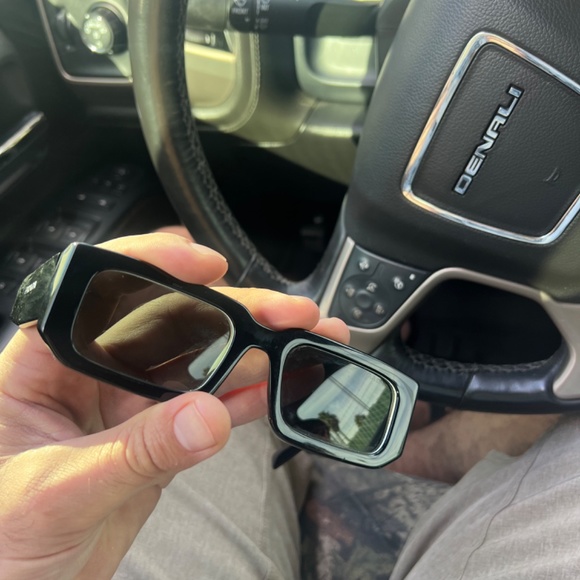 Prada spr 06y - Picture 2 of 3